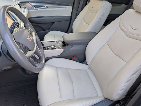 Certified 2023 Cadillac XT5 Premium Luxury w/ LPO, Floor Liner Package image 20