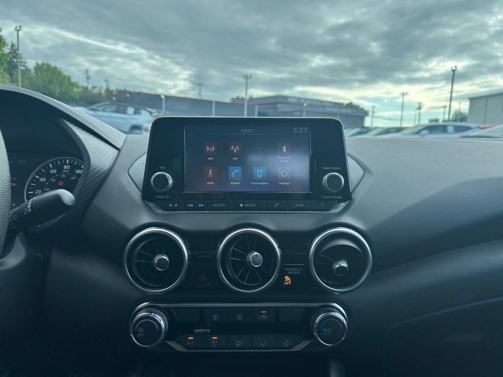 Used 2025 Nissan Sentra S FWD image 16