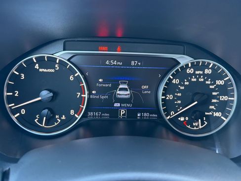 Used 2023 Nissan Altima 2.5 SR FWD image 16