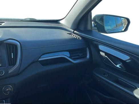 Used 2022 GMC Terrain AT4 w/ Infotainment Package II image 28