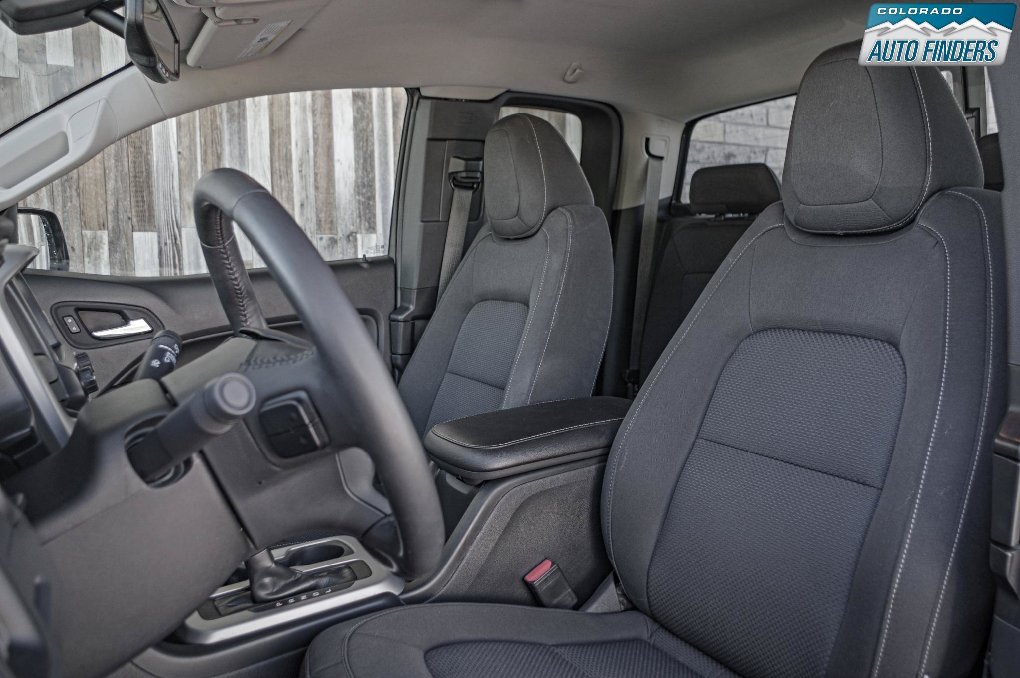 Used 2021 Chevrolet Colorado LT w/ LT Convenience Package AWD/4WD image 12