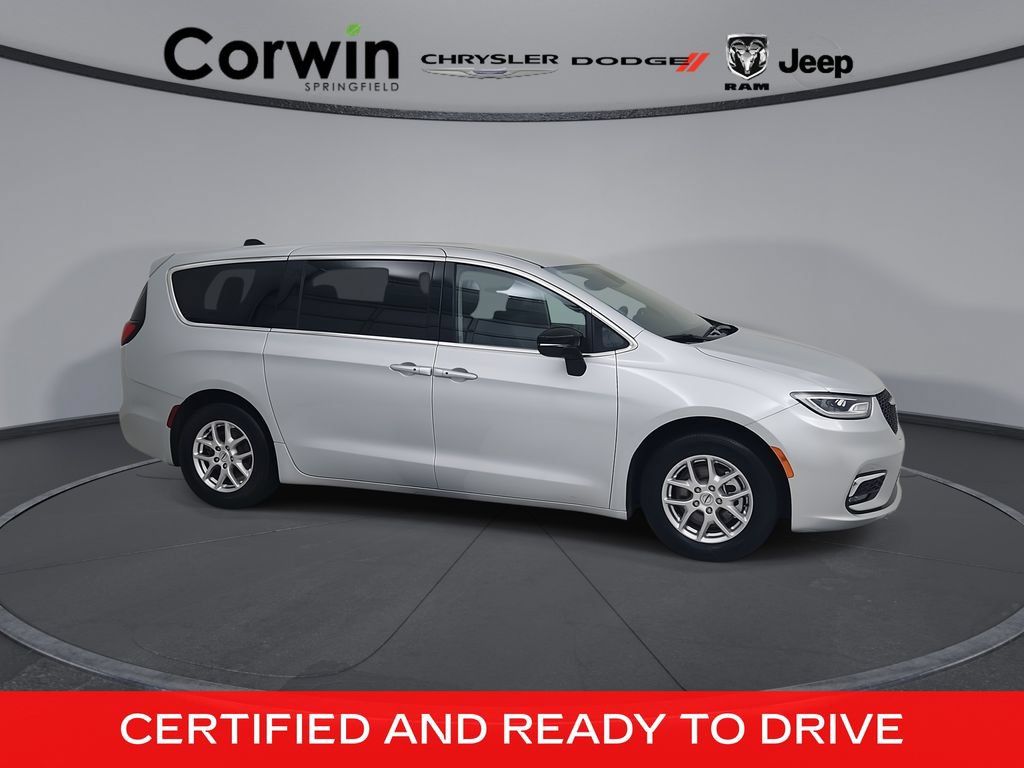 Certified 2024 Chrysler Pacifica Touring-L FWD 360° Tour