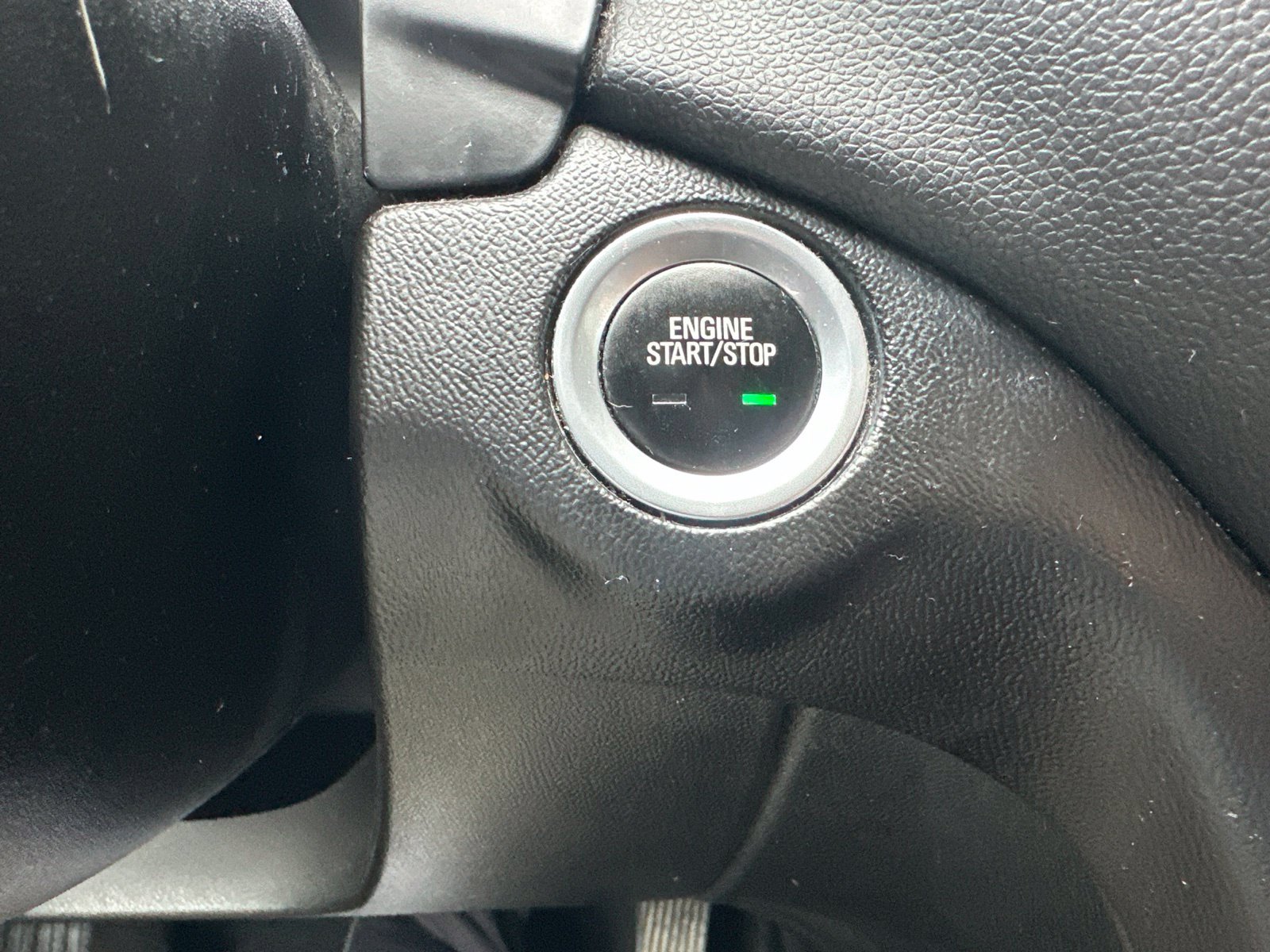 Used 2020 Chevrolet Equinox LT AWD/4WD image 35