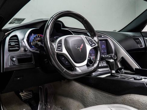 Used 2018 Chevrolet Corvette Stingray Coupe w/ 1LT image 5