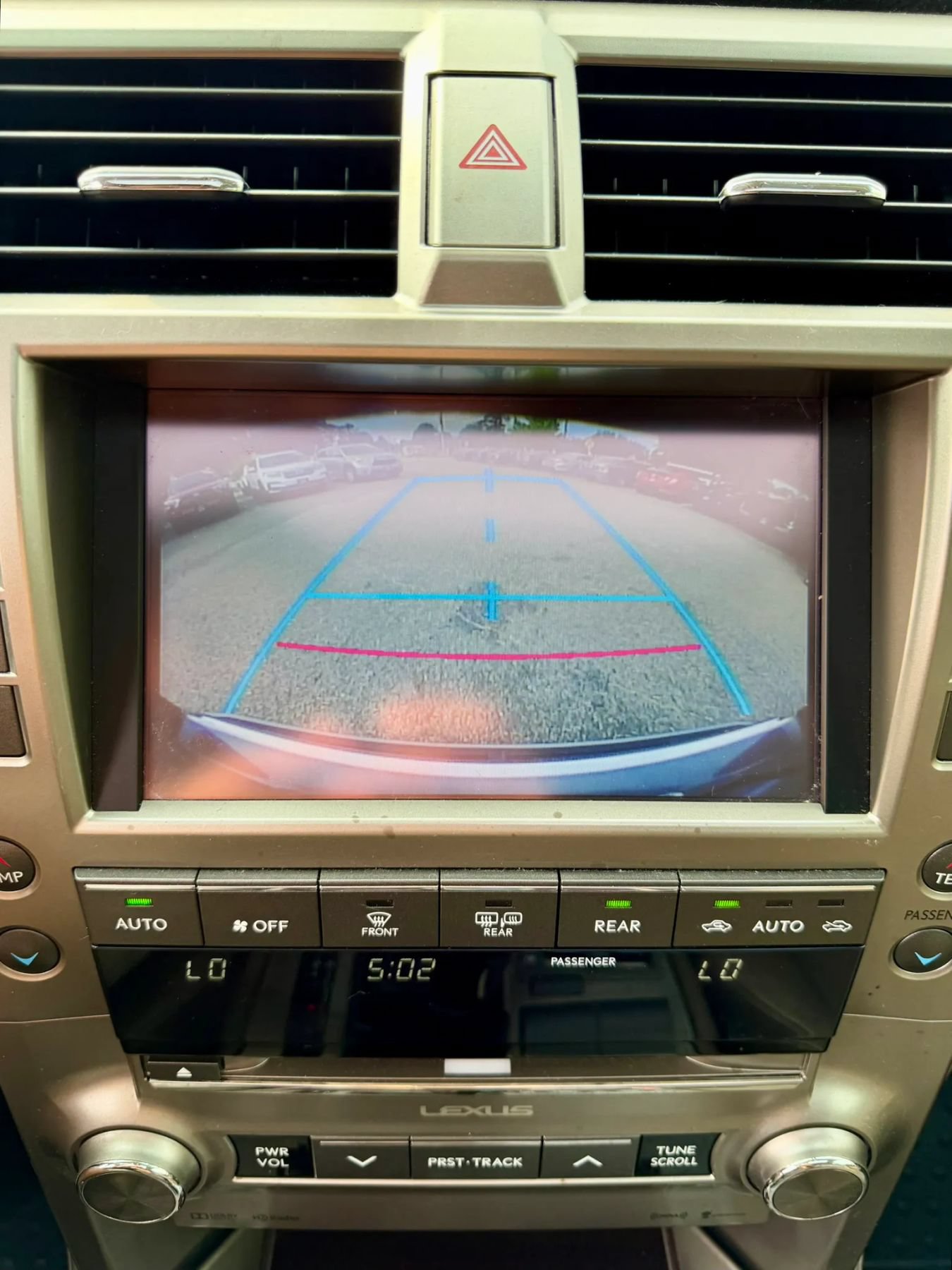 Used 2014 Lexus GX 460 w/ Premium Package AWD/4WD image 15