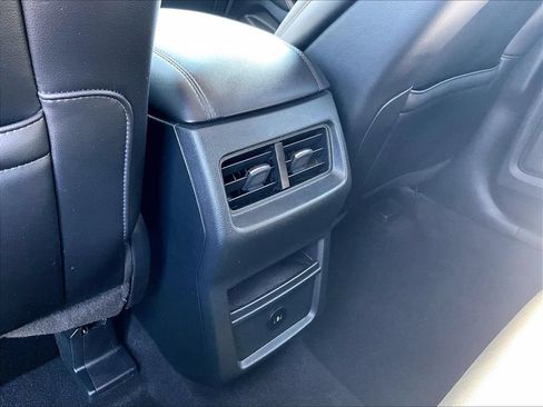 Used 2024 Ford Edge SEL AWD/4WD image 34