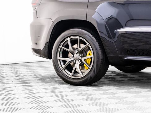 Used 2020 Jeep Grand Cherokee Trackhawk AWD/4WD image 39