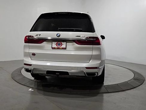 Used 2019 BMW X7 xDrive50i w/ Premium Package AWD/4WD image 4