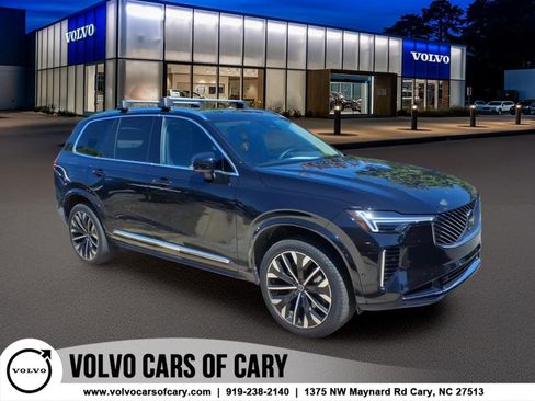 Used 2025 Volvo XC90 B5 Plus w/ Protection Package Premier AWD/4WD image 1