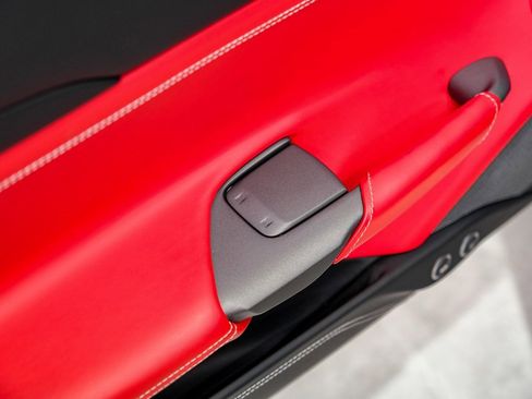 Used 2019 Ferrari 488 GTB image 39