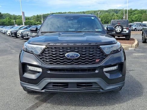 Used 2021 Ford Explorer ST w/ Equipment Group 401A AWD/4WD image 2