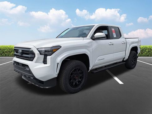 New 2026 Toyota Tacoma SR5 image 9