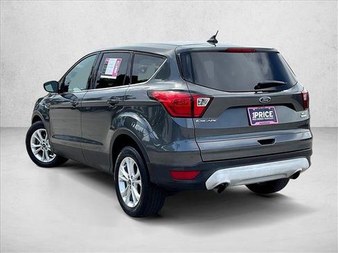 Used 2019 Ford Escape SE FWD image 12