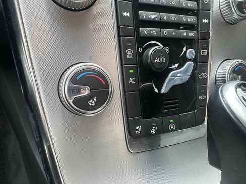 Used 2018 Volvo S60 T5 Dynamic w/ Protection Package image 7