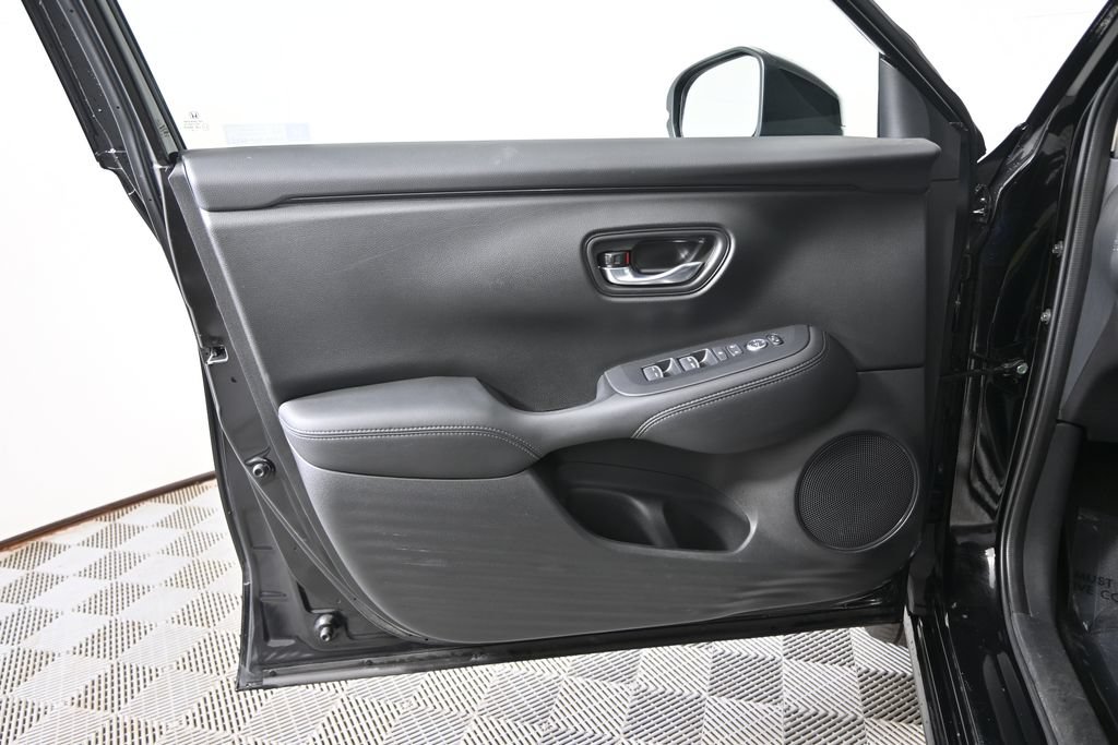Used 2026 Honda HR-V EX-L image 18