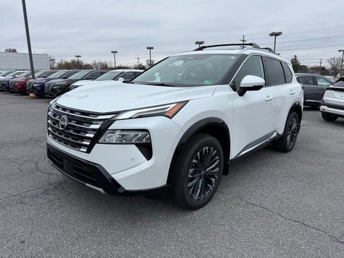 New 2026 Nissan Rogue Platinum w/ Platinum Premium Package image 2