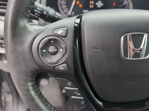 Used 2019 Honda Ridgeline RTL-E image 21