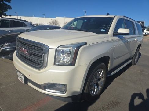 Used 2015 GMC Yukon XL SLT w/ Open Road Package image 2