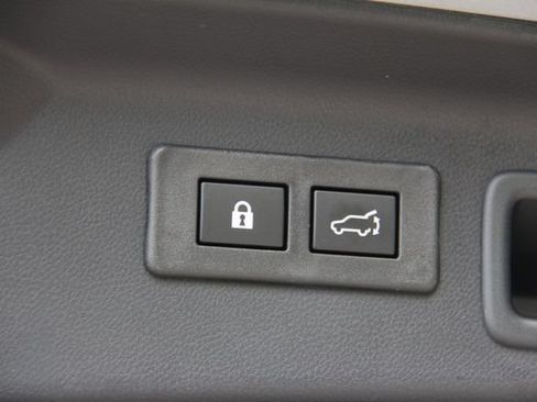 Certified 2026 Subaru Forester Premium AWD/4WD image 34
