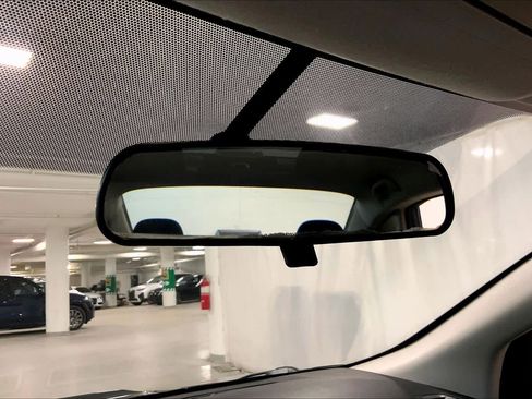 Used 2017 Nissan Sentra S image 27