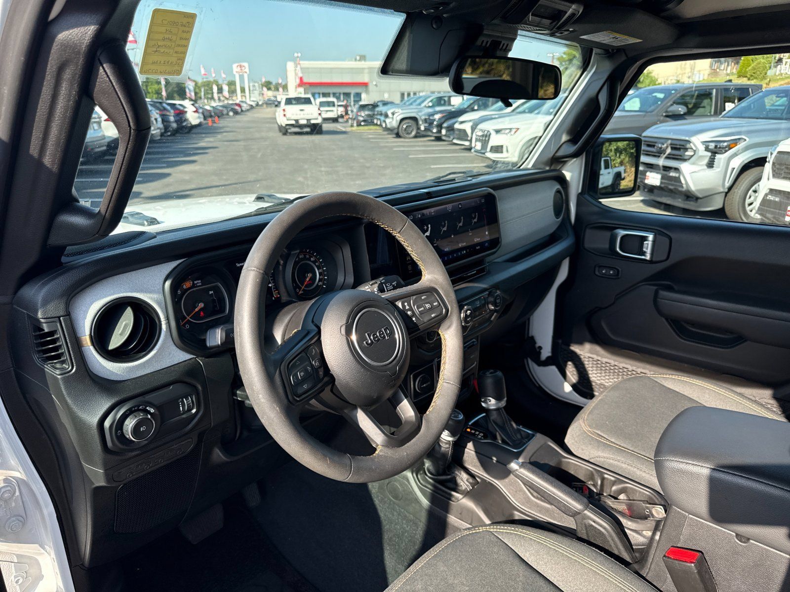 Used 2024 Jeep Wrangler Unlimited Sport AWD/4WD image 10