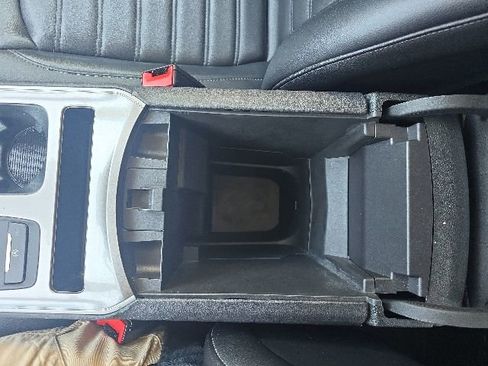 Used 2024 Ford Edge SEL AWD/4WD image 25