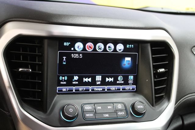 Used 2019 GMC Acadia SLT w/ LPO, Black Accent Package AWD/4WD image 18