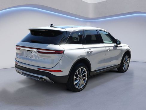 Certified 2024 Lincoln Corsair AWD w/ Equipment Group 101A image 7