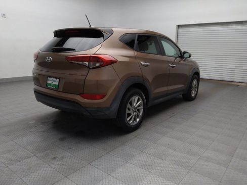 Used 2017 Hyundai Tucson SE image 9