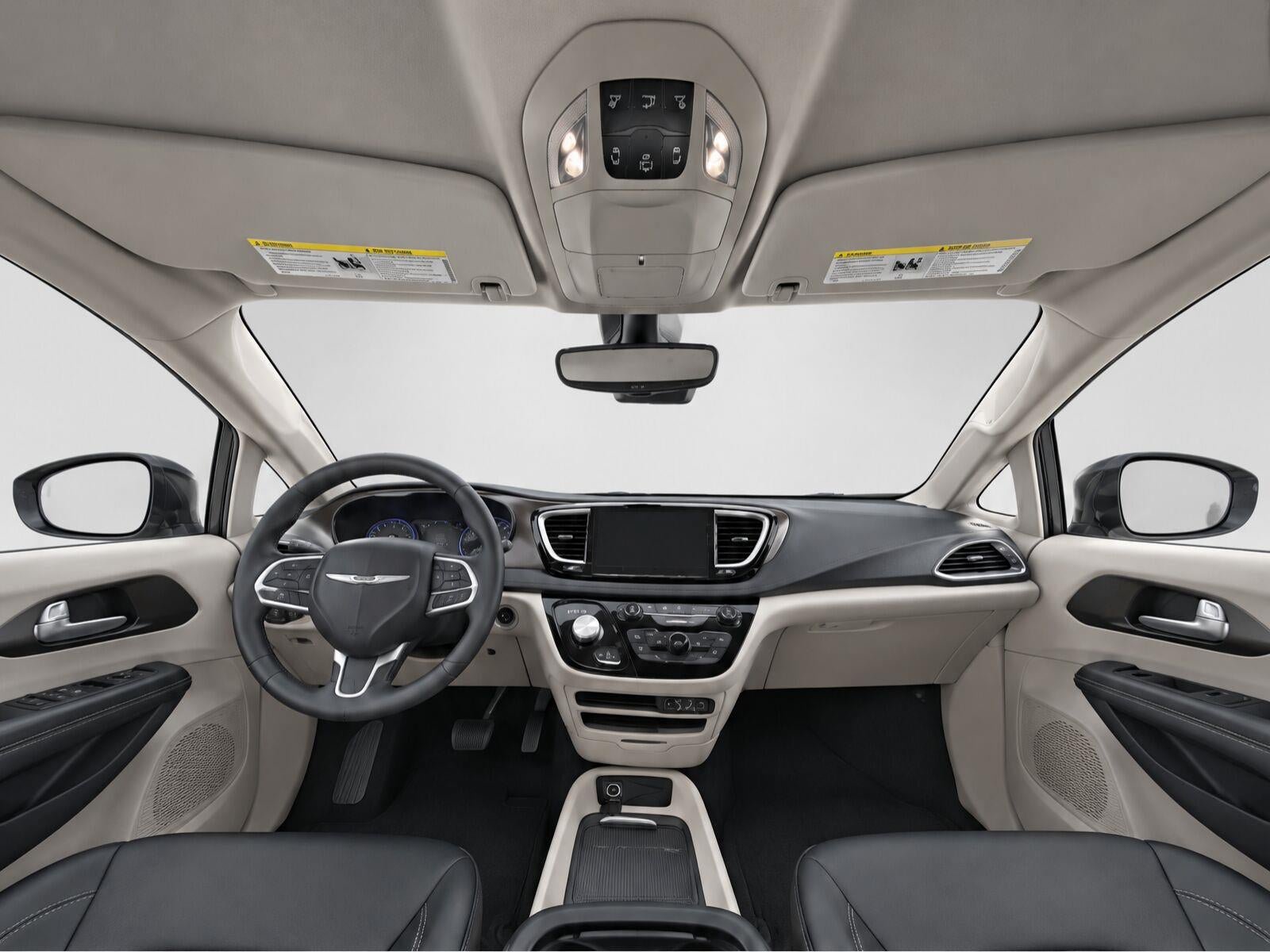 Used 2024 Chrysler Pacifica Touring-L FWD image 13