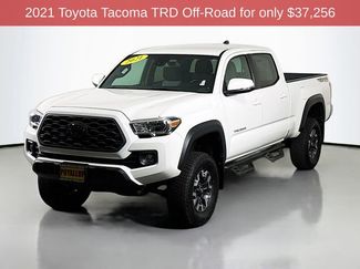 Used 2021 Toyota Tacoma TRD Off-Road video 3