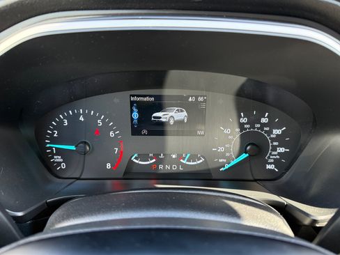 Certified 2022 Ford Escape SE w/ Convenience Package FWD image 11