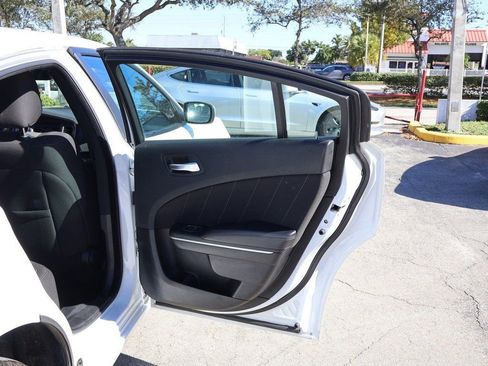 Used 2022 Dodge Charger SXT image 23