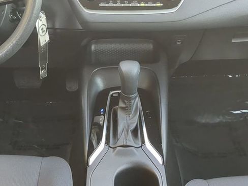 Certified 2023 Toyota Corolla LE image 18