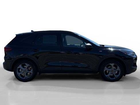 Certified 2025 Ford Escape ST-Line FWD image 6