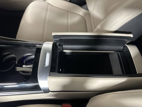 Used 2026 Mercedes-Benz GLC 300 4MATIC image 19