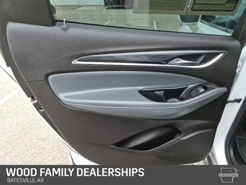 Used 2020 Buick Enclave Preferred w/ LPO, Floor Liner Package image 24