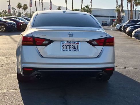Used 2019 Nissan Altima 2.5 SR FWD image 4