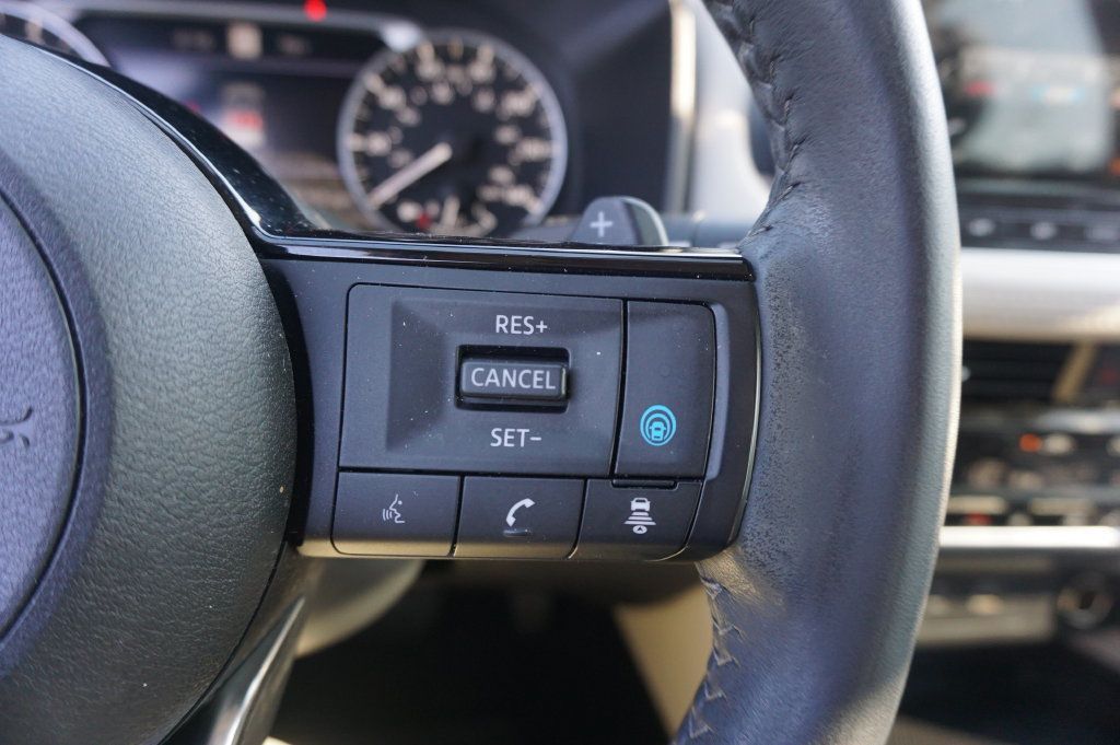 Used 2023 Nissan Rogue SL w/ SL Premium Package FWD image 9