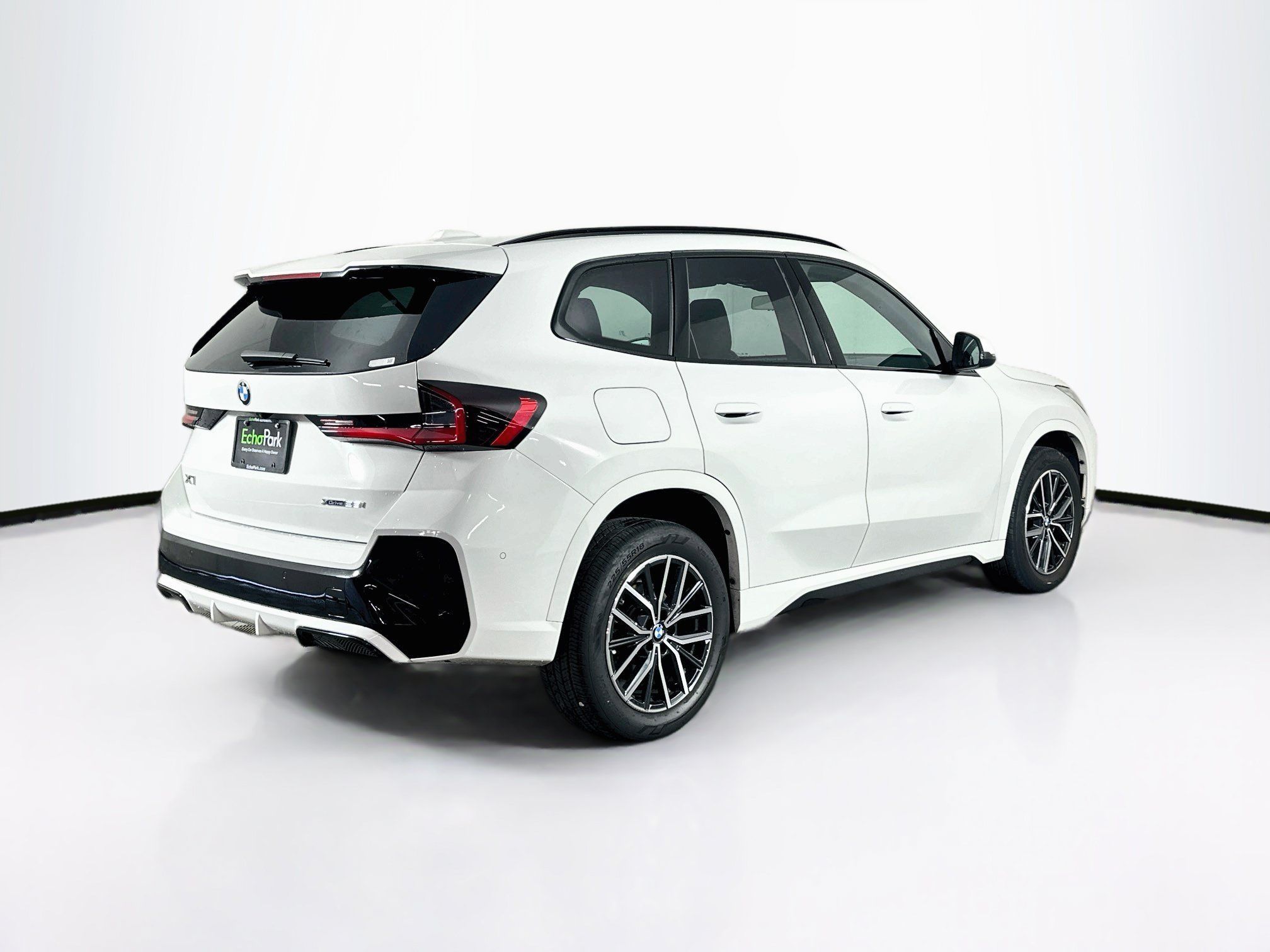 Used 2026 BMW X1 xDrive28i AWD/4WD image 9