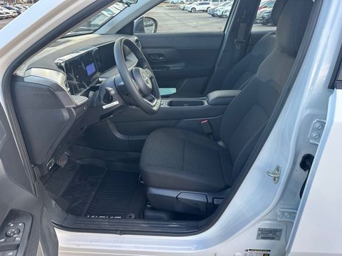 New 2026 Nissan Kicks S image 9