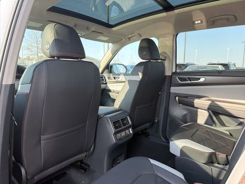 New 2026 Volkswagen Atlas Peak Edition AWD/4WD image 12