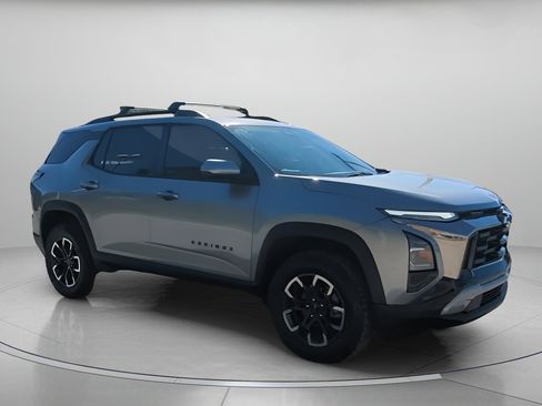 Used 2025 Chevrolet Equinox ACTIV w/ Convenience Package III image 35