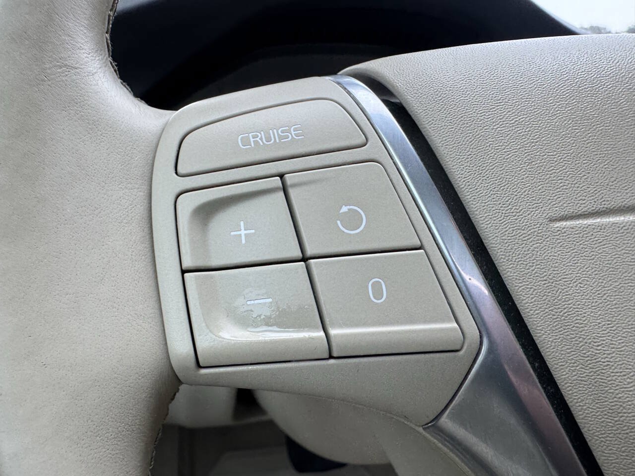 Used 2016 Volvo V60 T5 Premier w/ Convenience Package FWD image 26