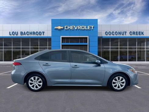Used 2024 Toyota Corolla LE image 9