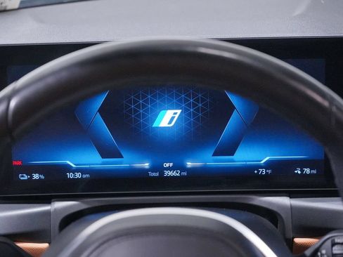 Used 2023 BMW i4 eDrive40 w/ M Sport Package RWD image 11