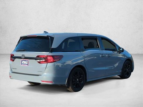 Used 2024 Honda Odyssey Sport image 5