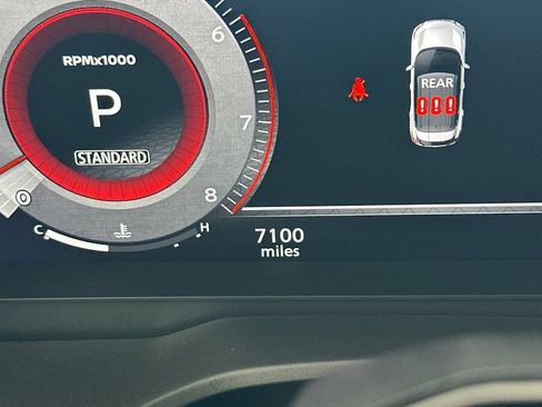 Used 2025 Nissan Rogue SL w/ Tech Package FWD image 27