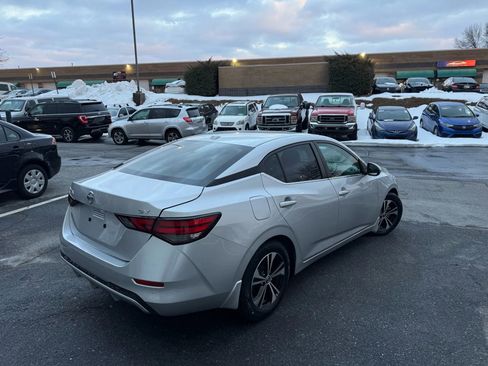 Used 2021 Nissan Sentra SV w/ Trunk Package image 3