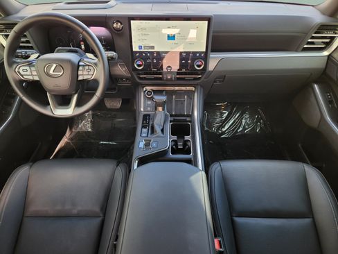 Used 2026 Lexus GX 550 w/ Accessory Package (2T) AWD/4WD image 20